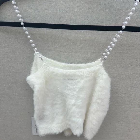 Disney x Forever 21 Marie Faux Fur Pearl Strap Top – Size M (NWT) - Picture 6 of 9